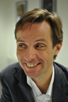 Julien Jacob, PDG de Newsring, Paris, novembre 2011. (Â©Claude Germerie pour Lesinfluences.fr)