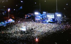 Le dernier talk show en plein air à Séoul a réuni 70 000 personnes, 16 000 selon la police.