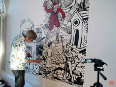 Le vidéo-projecteur projette le fichier informatique au format choisi par Philippe Lagautrière pour la réalisation d’une peinture murale ou sur toile.